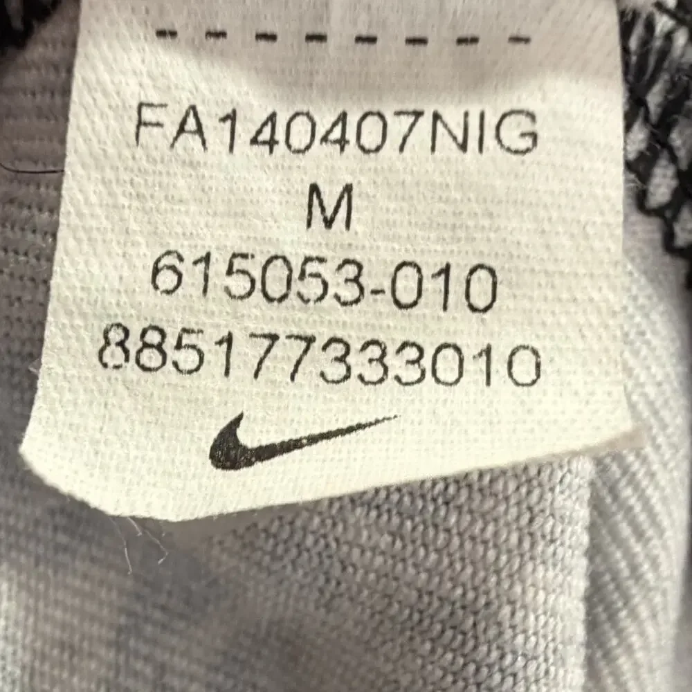 Women's‎ NIKE black and white leggings cropped Medium